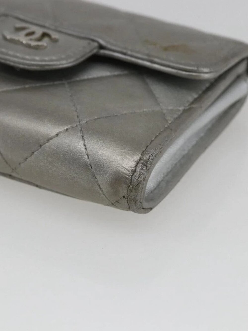 CHANEL Matelasse Card Case Leather Silver CC Auth 171336 - Picture 16 of 16